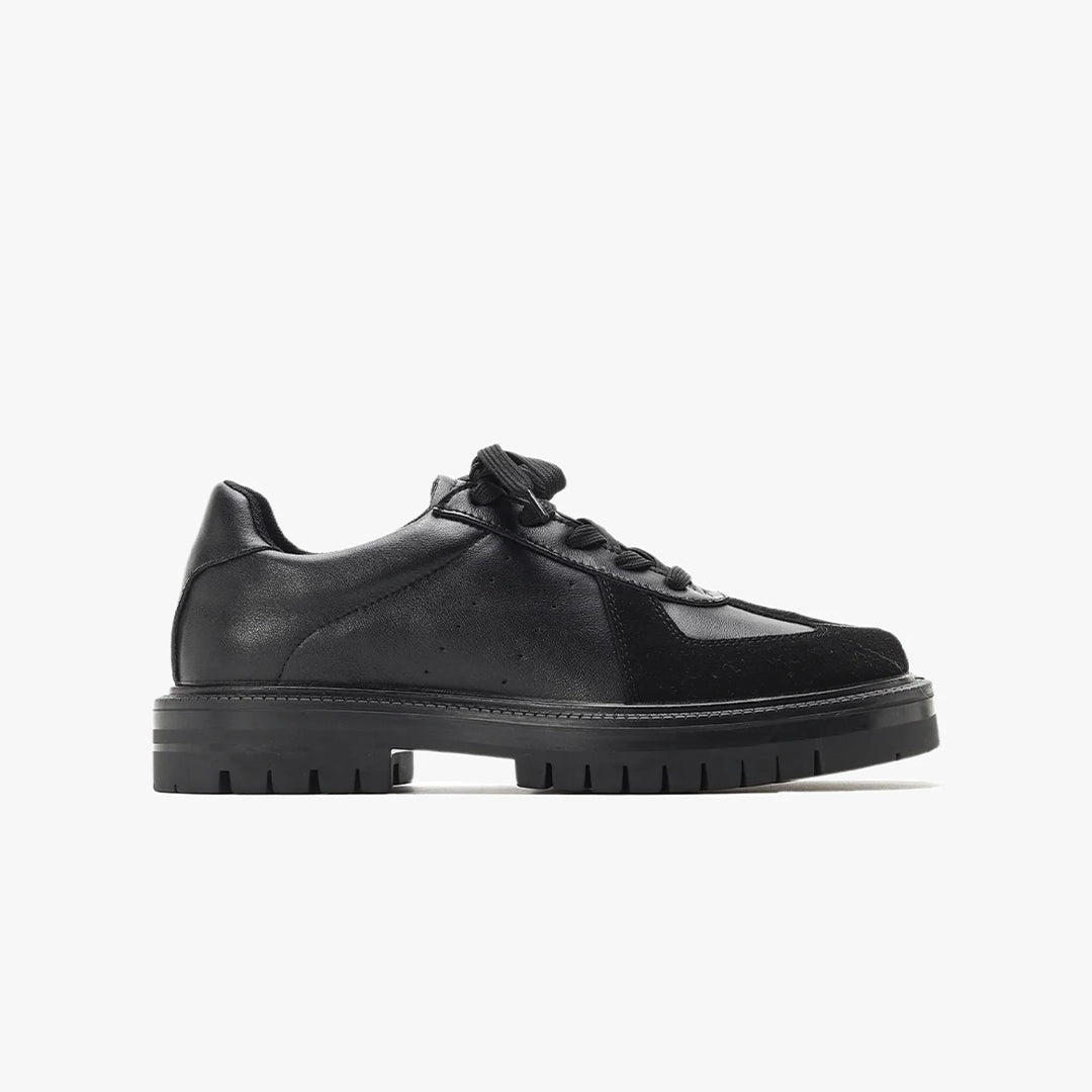 Core Split Sneaker