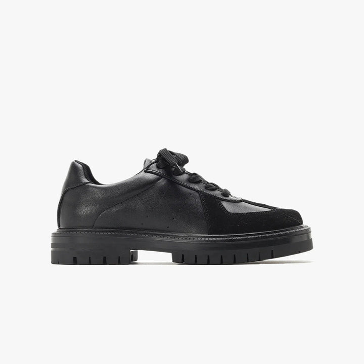 Core Split Sneaker