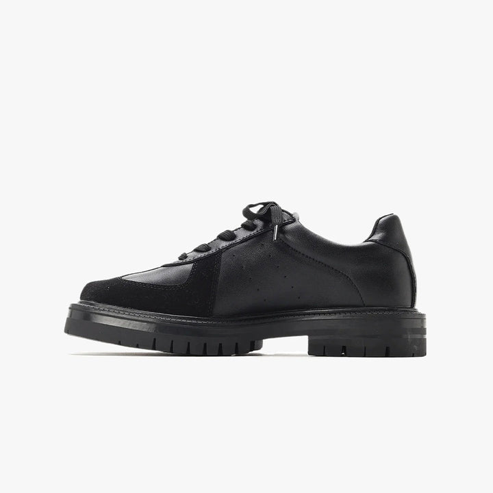 Core Split Sneaker
