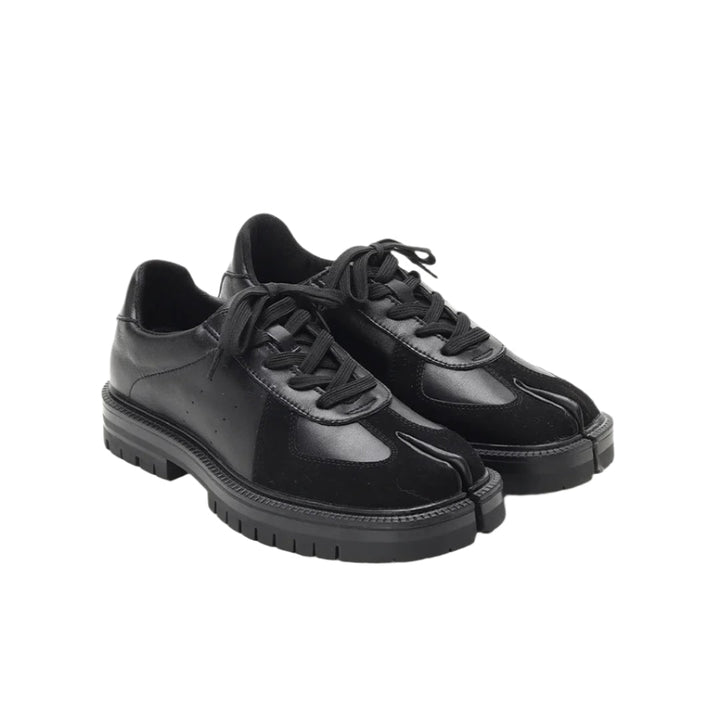 Core Split Sneaker