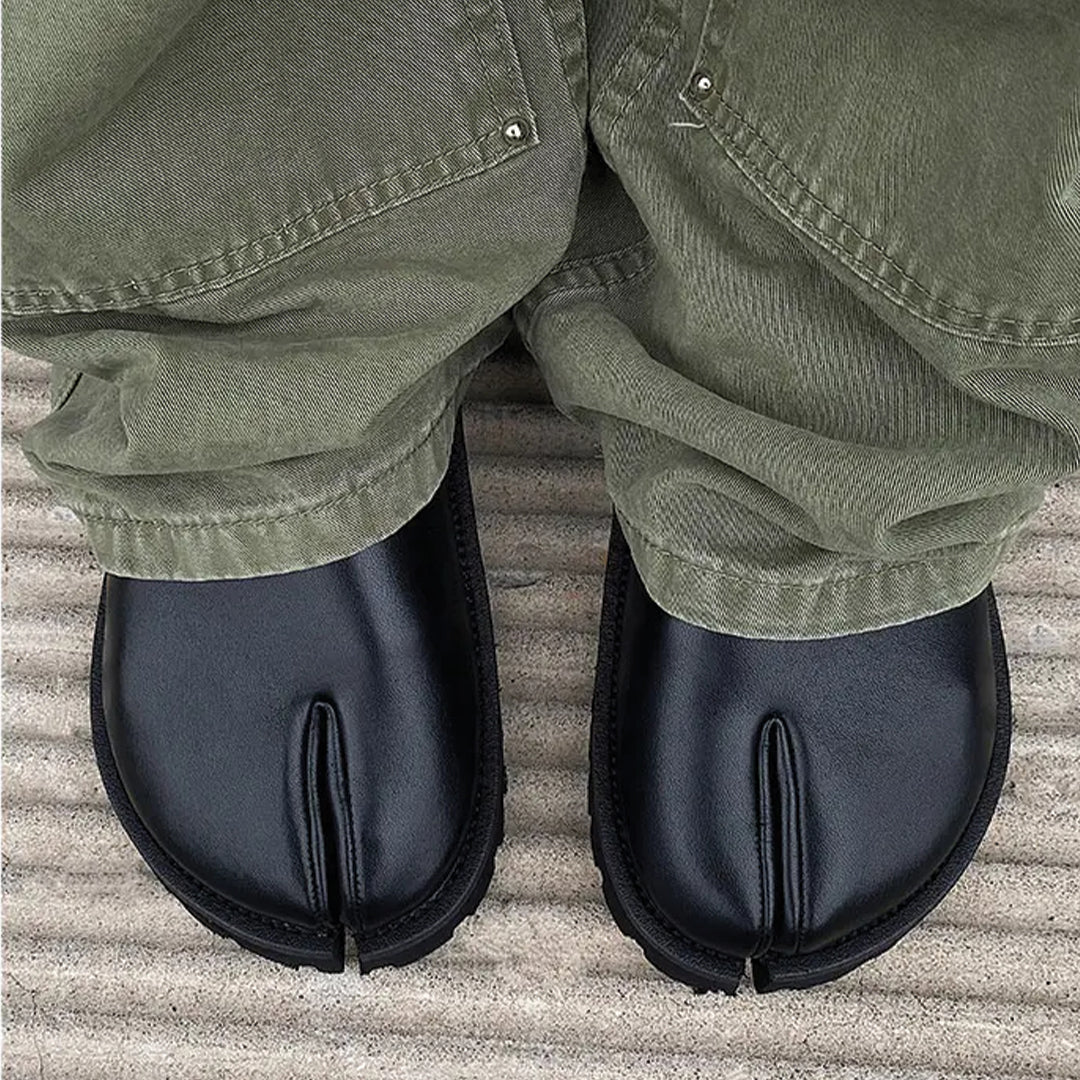 Mono Toe Slide