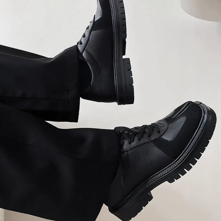 Core Split Sneaker