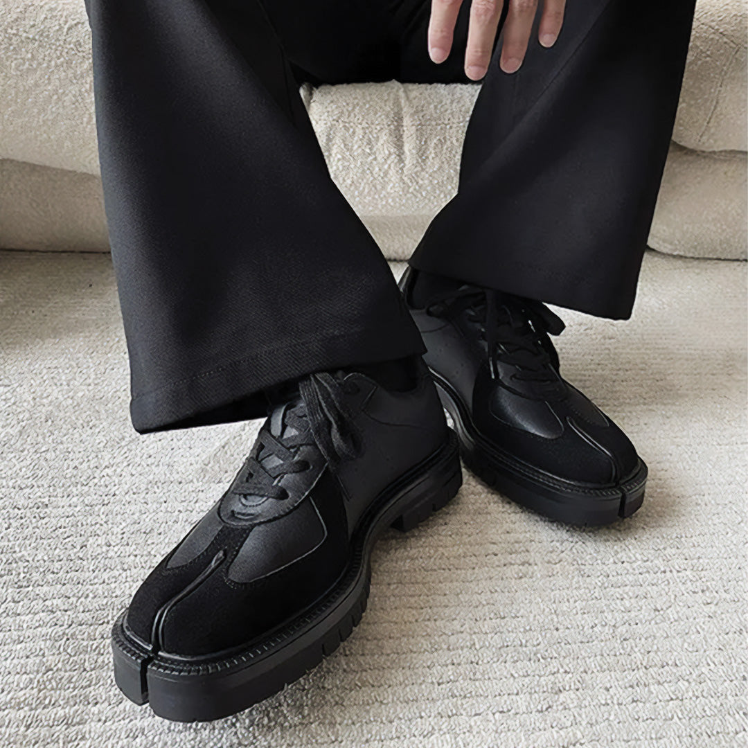 Core Split Sneaker