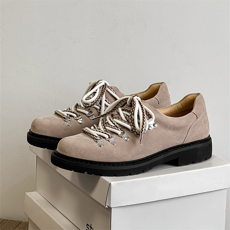 Trail Lace-Up Low Shoes