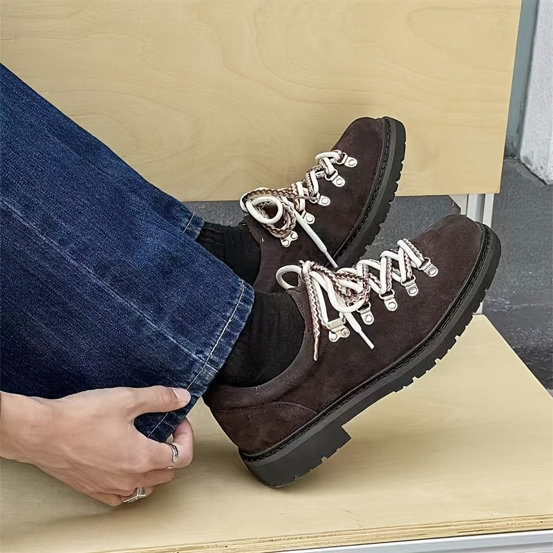 Trail Lace-Up Low Shoes